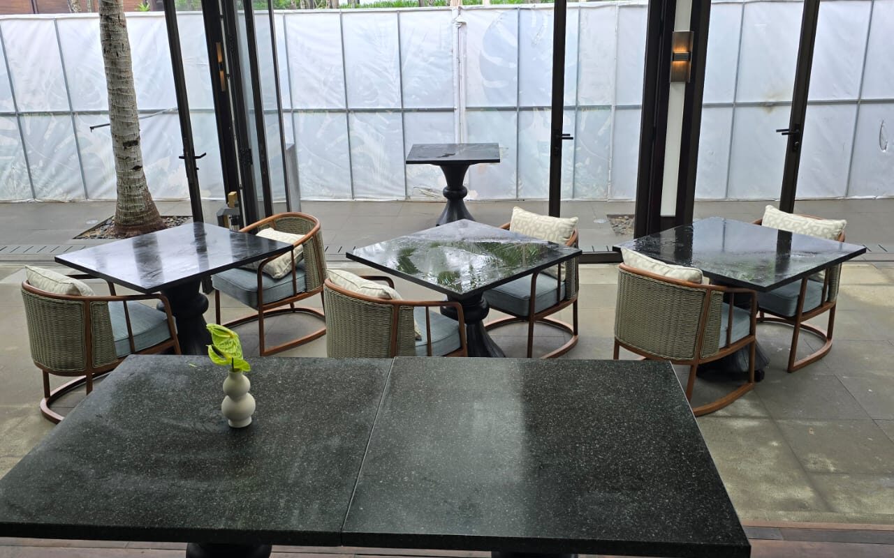 FF&E – BEACH FRONT RESTAURANT